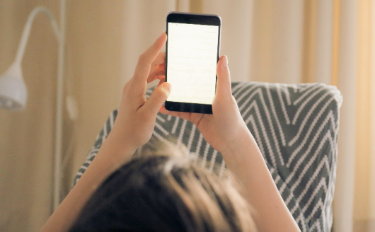 スマホで爆速出会い